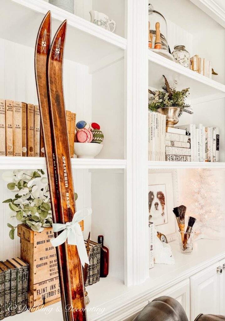 How to Decorate Bookshelves for a Vintage Christmas