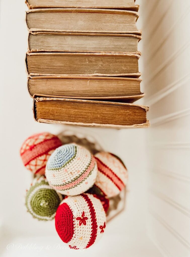 How to Decorate Bookshelves for a Vintage Christmas