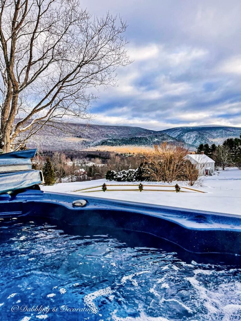 Hot Tub with Mountain Views