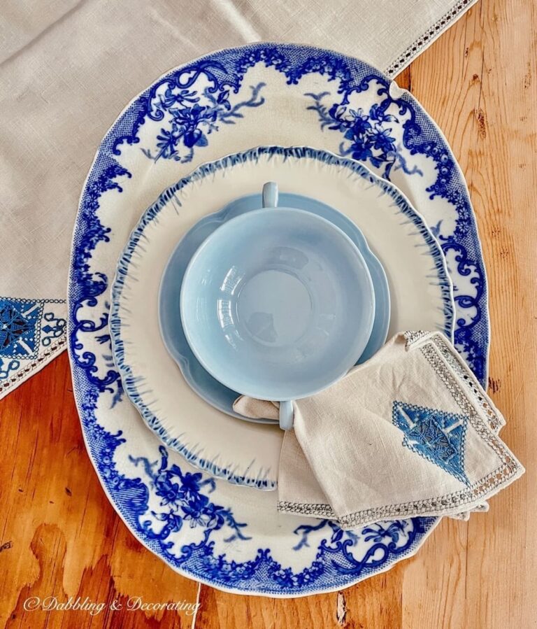 Thoughtful Romantic Antique Table Setting Dabbling & Decorating