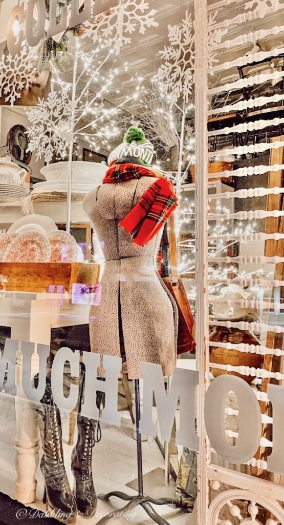 Visual Merchandising & Window Display Ideas From China