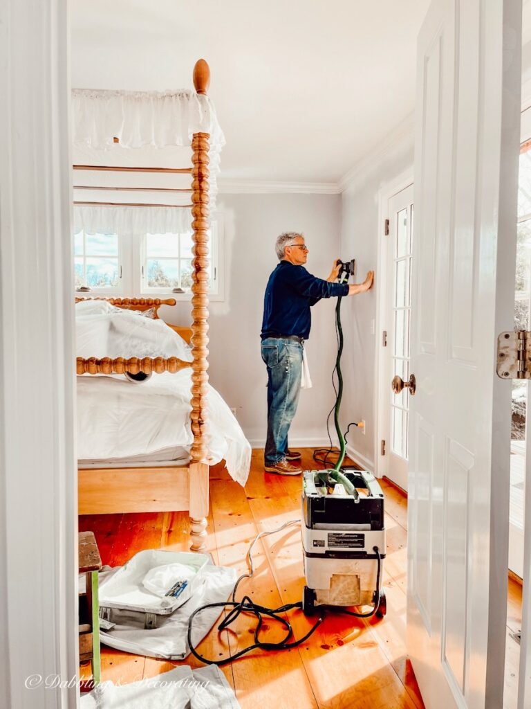 3 Wallpaper Bedroom Designs Emblematic of a Cozy Vermont Inn