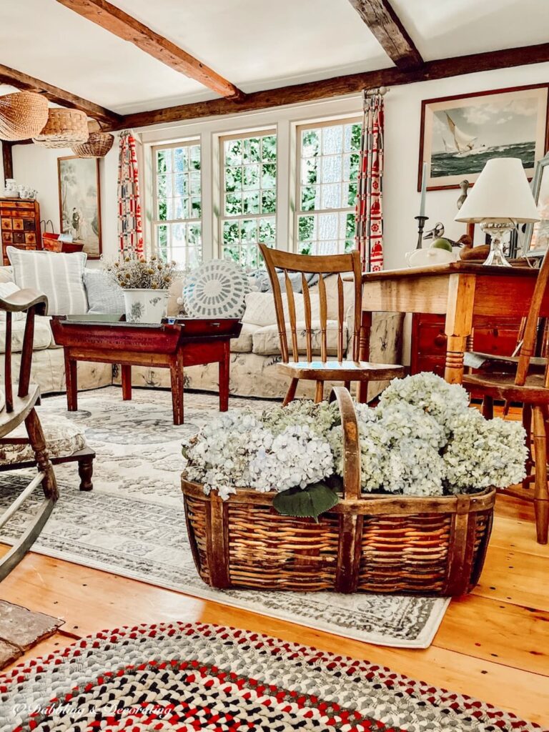 Vintage Coastal Style Living Room, get summer ready