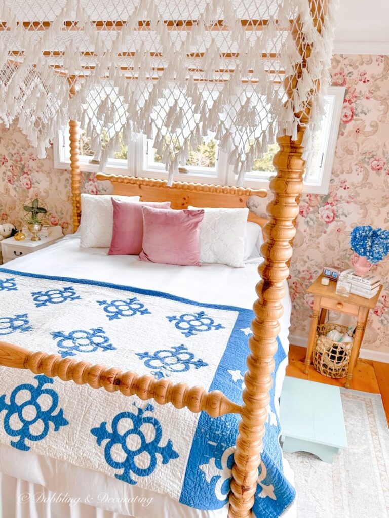 Canopy Bed with Bed Canopy