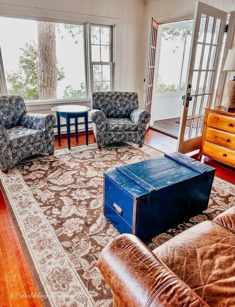 Cozy cottage living room