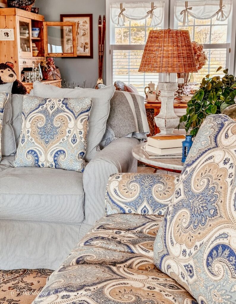 Blue and White Four Season Furniture with Vintage Turkish Rug in Living Room