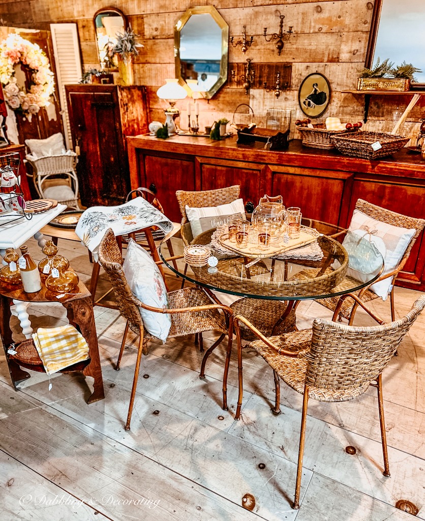 Breakaway Designs and Antiques Shop Retro table set
