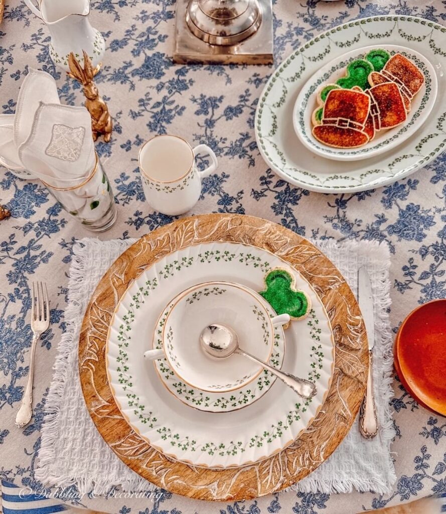 St. Patrick's Day Tablescape Decorations