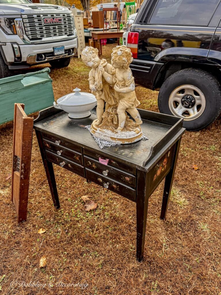 Black antique chest of drawers at Elephant Trunk's Flea Market that I left behind.