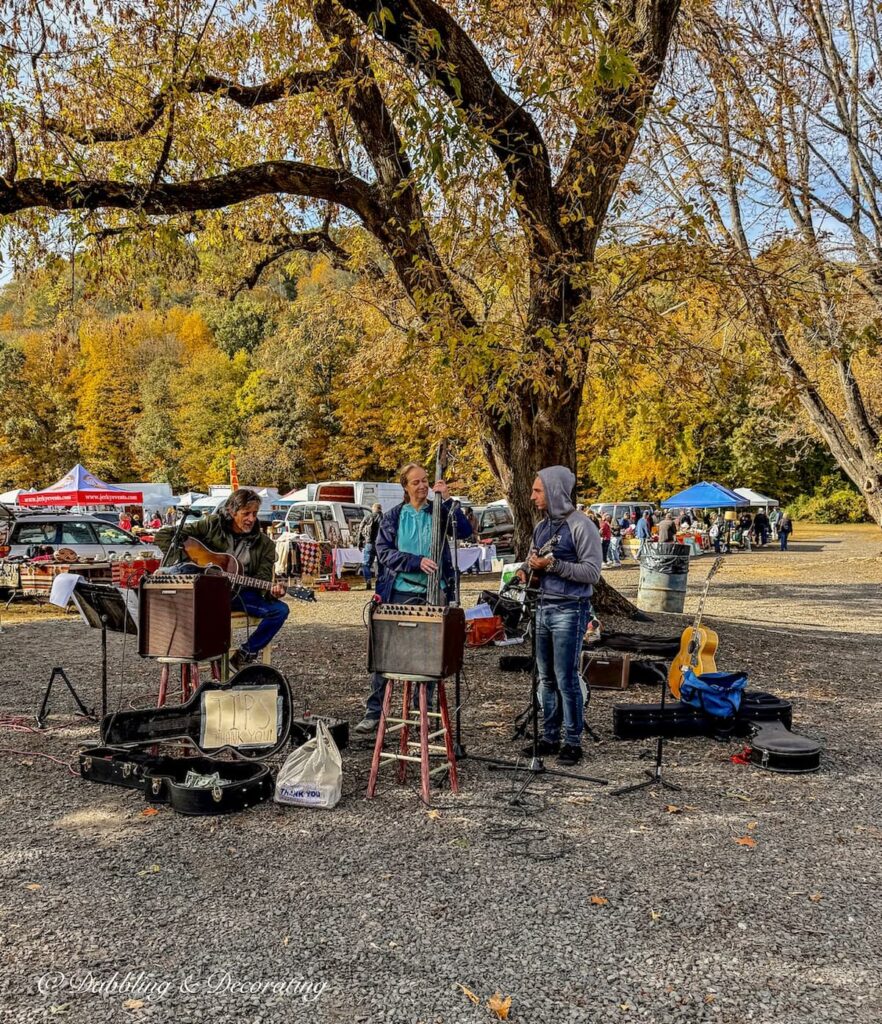 Small band playing music at the Elephant's Trunk Flea Market in New Milford, CT