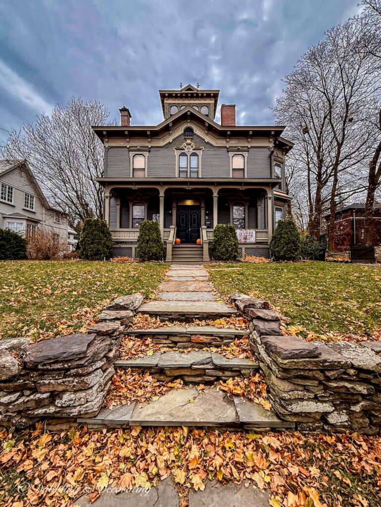 Made INN Vermont Inn antiquing in Burlington, Vermont.