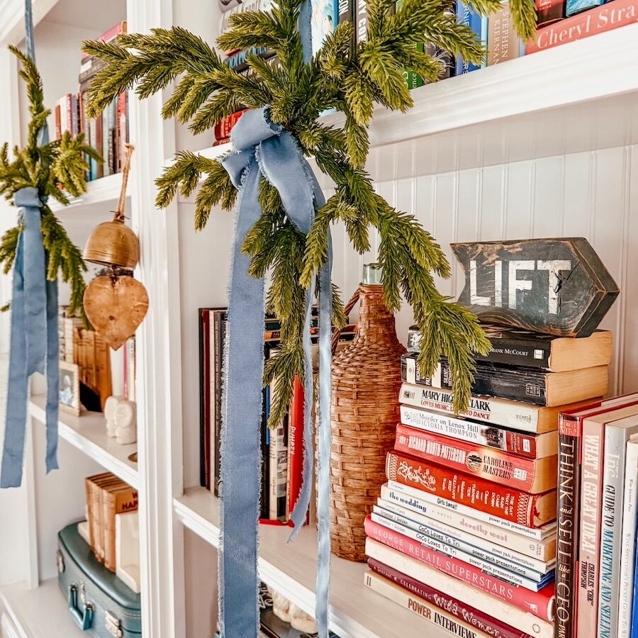 Christmas Bookshelf Decor: How to Style Eclectic Storied Shelves, image size:900x900