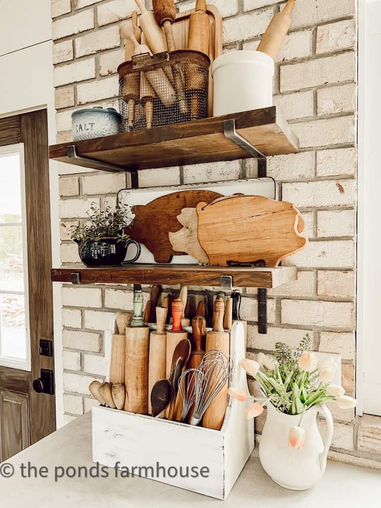 Why Everyone Is Thrifting: How to Style Your Home with Thrift Store Trends!