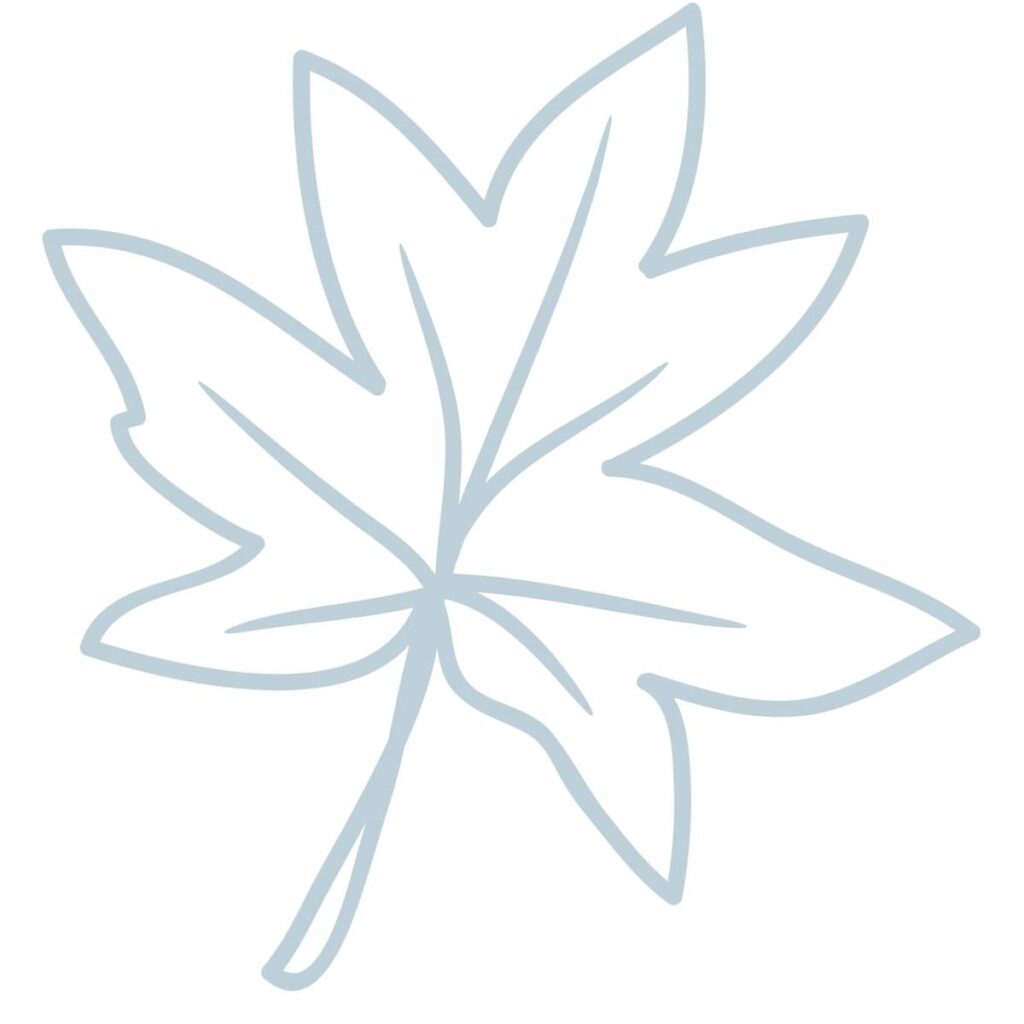Maple Leaf: Vintage Fall Decor Ideas.