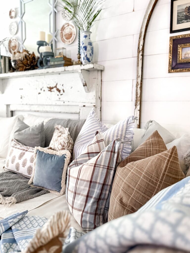 Fall Grandmillennial decorating ideas.
